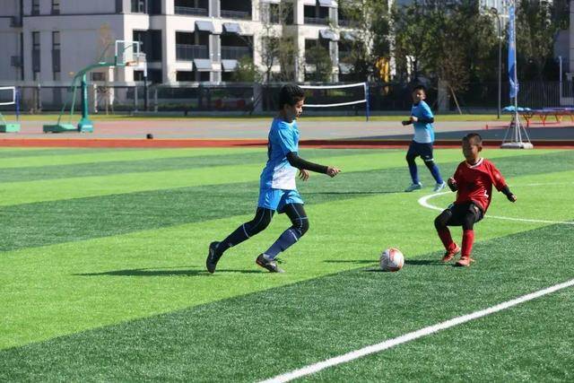 沃克：对利物浦不能再这样踢了，不然要被血虐