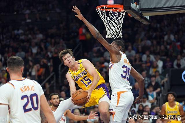 胡梅尔斯前妻：我非常爱我的前夫 我生活中缺男人